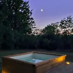 Chalet Nel Bosco In Toscana Con Vasca Esclusiva Ruota